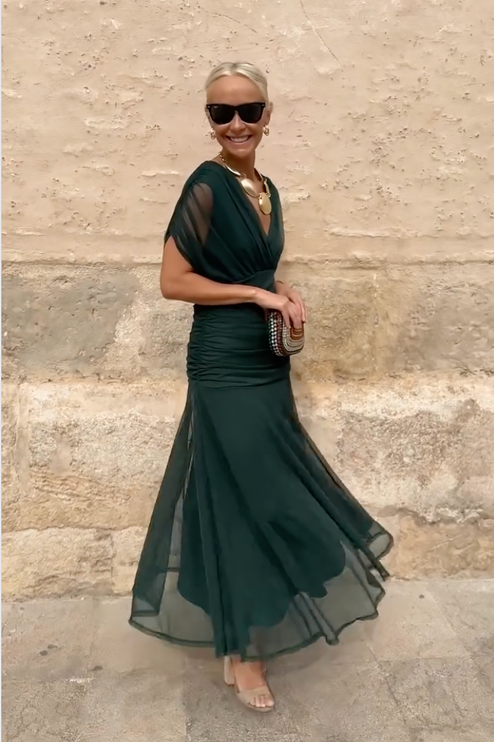 Anlasskleid Damen in Maxi-Länge, stilvoll und elegant, perfekt für Abendveranstaltungen das ganze Jahr.