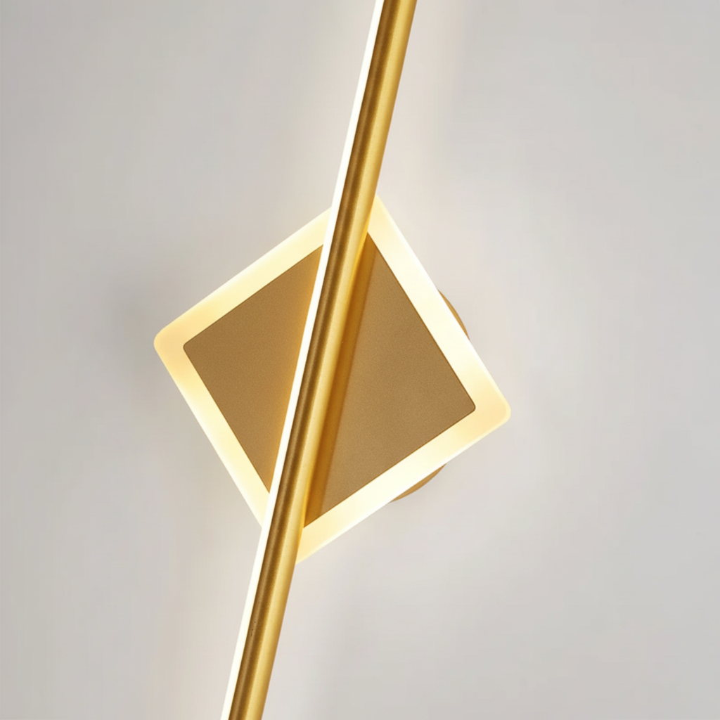 Design LED-Wandleuchte Opalight, moderne Beleuchtung. Elegantes, schlankes Design, warmes, blendfreies Licht.