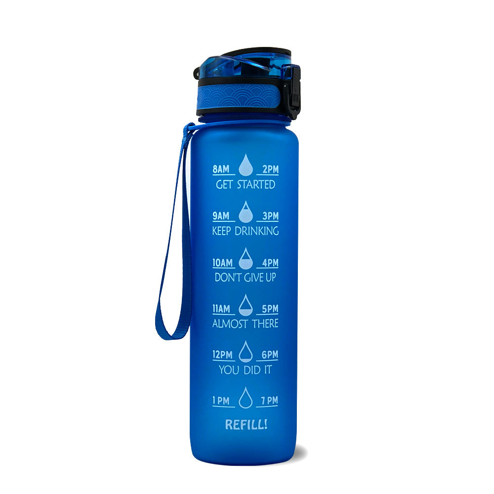 Büro- & Outdoor-Wasserflasche 1L mit Zeitmarkierungen, Trageschlaufe & Motivations-Sprüchen für Hydrierung.