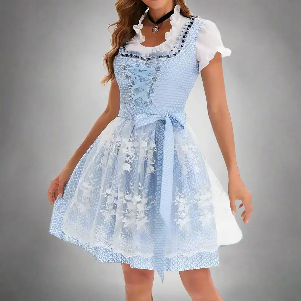 Elegantes hellblaues Dirndl Mieder mit detailreicher Blumenstickerei, traditionell für Damen Trachtenmode.