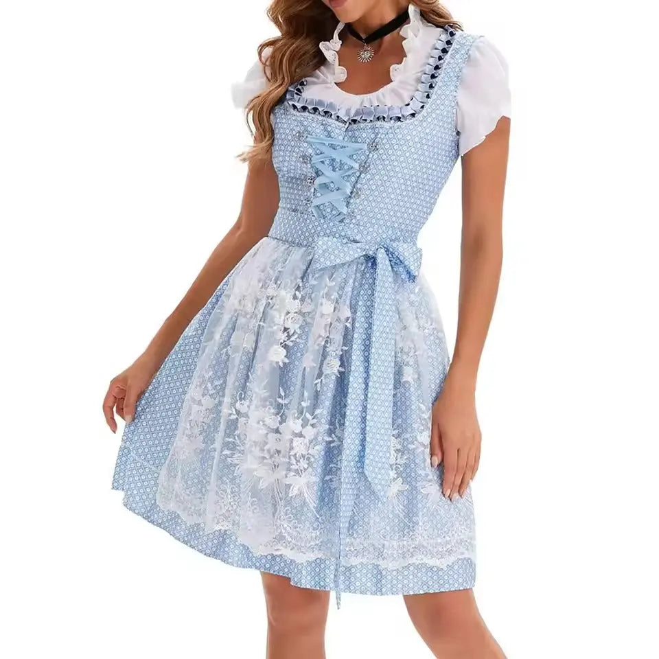 Festliches Damen Dirndlkleid in Hellblau, klassische A-Linie, ideal für Oktoberfest & traditionelle Feste.