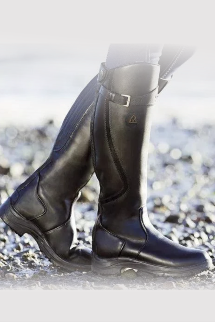 Hochwertige, wasserdichte Damen Reitstiefel. Kniehoch, elegant & bequem, mit rutschfester Outdoor-Sohle.