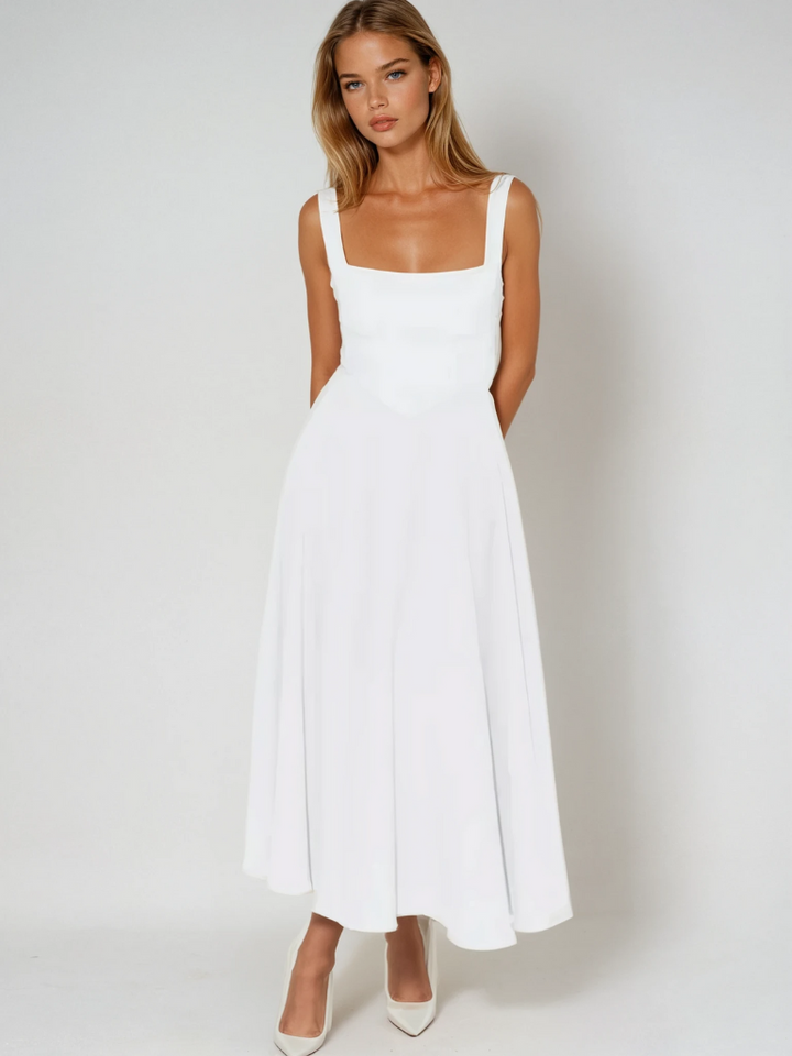 Modernes Damen Midikleid. Tailliertes A-Linien Kleid mit quadratischem Ausschnitt für elegante Anlässe.