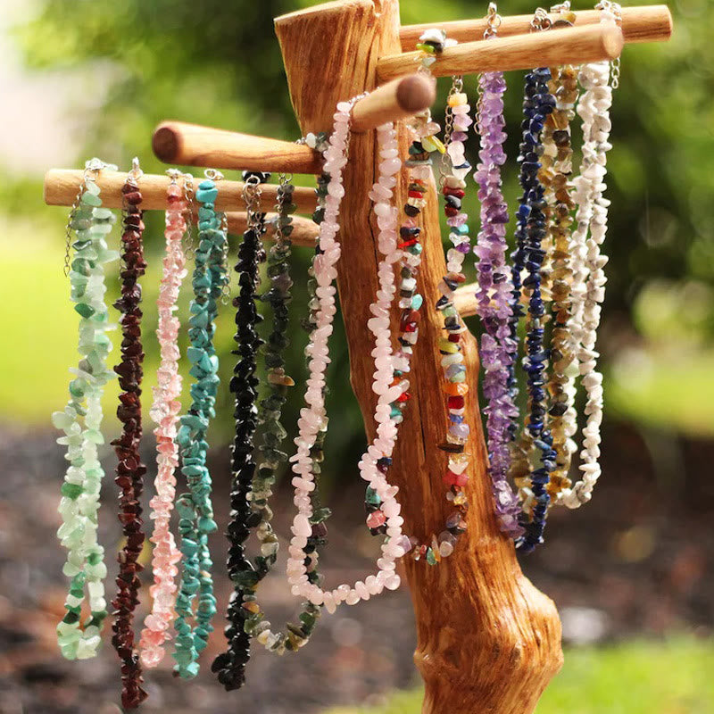 Elegante Damenkette, spiritueller Schmuck aus Naturkristallen.