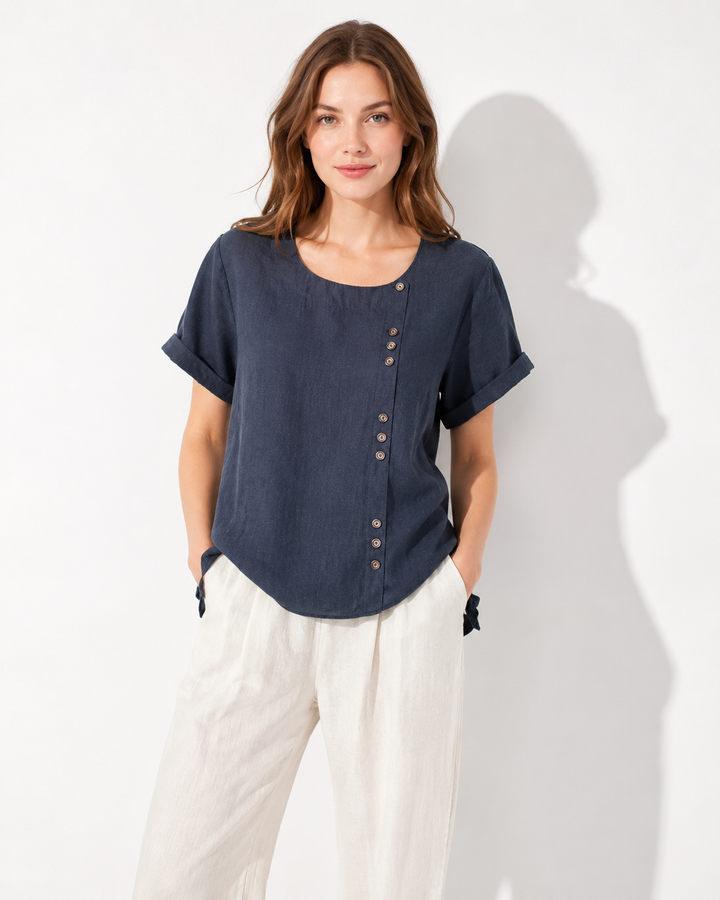 Elegantes Damen Kurzarmshirt in klassischer Farbe, vielseitig für Alltag & Sommer. Bequemes Basic Oberteil für Frauen.