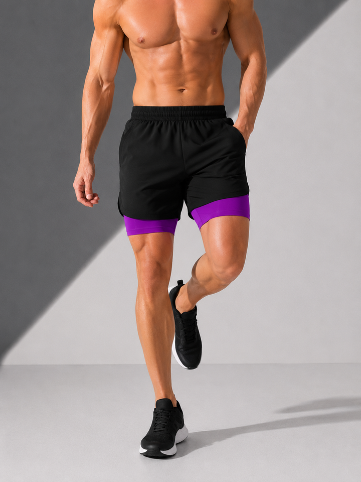 Innovative 2-in-1 Fitnessshorts für Herren, bietet optimalen Halt und Komfort bei allen Sportaktivitäten.