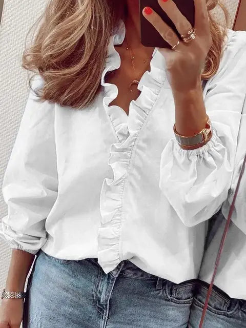Stilvolle Damen Langarmbluse mit feinen Rüschendetails. Elegantes Oberteil für Büro & modische Freizeit Looks.