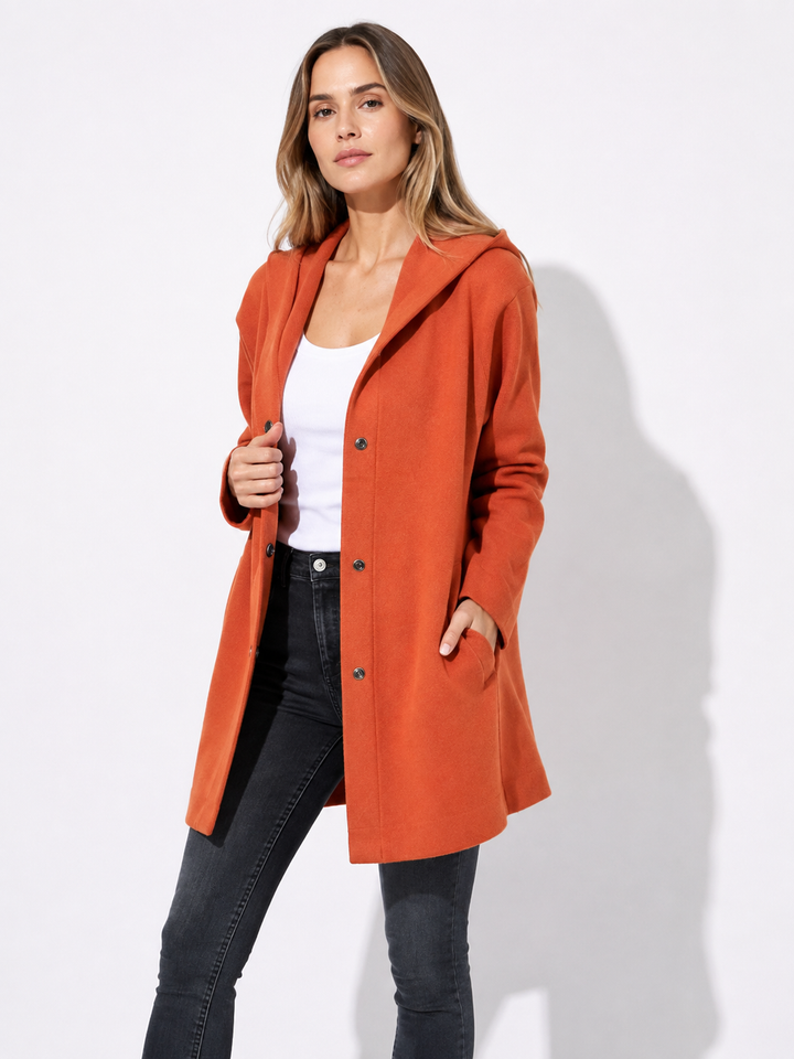 Bequeme Damen Kapuzenjacke mit Knopfleiste. Ideal als Übergangsjacke für Alltag & Freizeit.