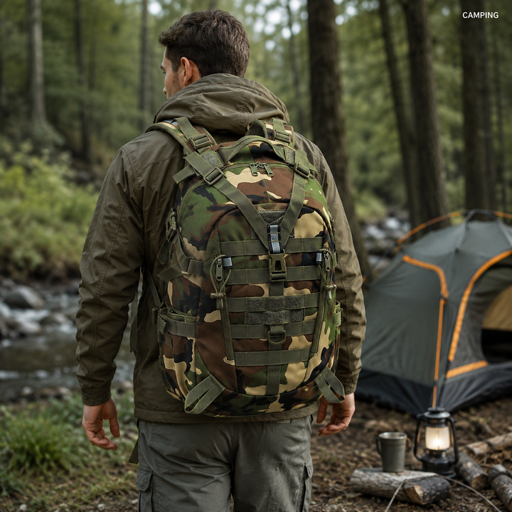 Hellbrauner 40 Liter Taktischer Rucksack, robust, modern und vielseitig nutzbar.