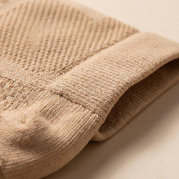 Vielseitige Knöchel-Kompressionsbandage für alltägliche Unterstützung und sportliche Aktivitäten.