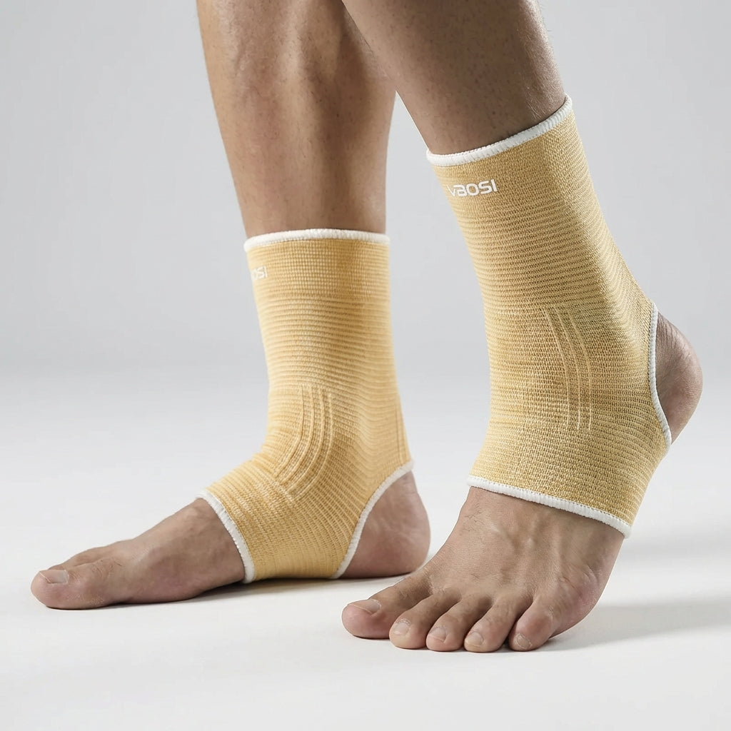 Schwarze Unisex Knöchelstütze. Atmungsaktive Kompressions-Knöchelbandage aus Nylon. Ideal für Sport & Gelenkschutz.