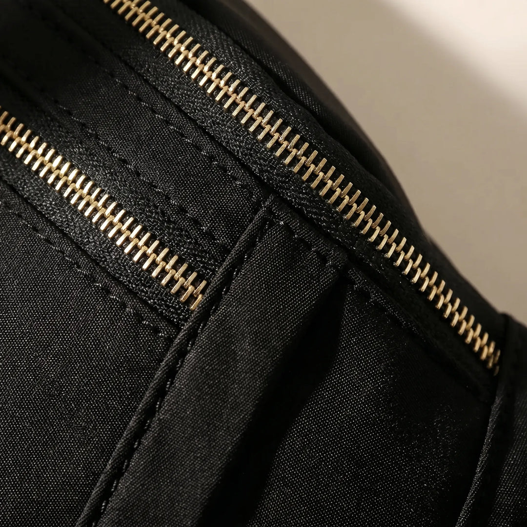 Unisex Nylon-Hüfttasche, vielseitig einsetzbar als Sporttasche oder Alltagstasche.