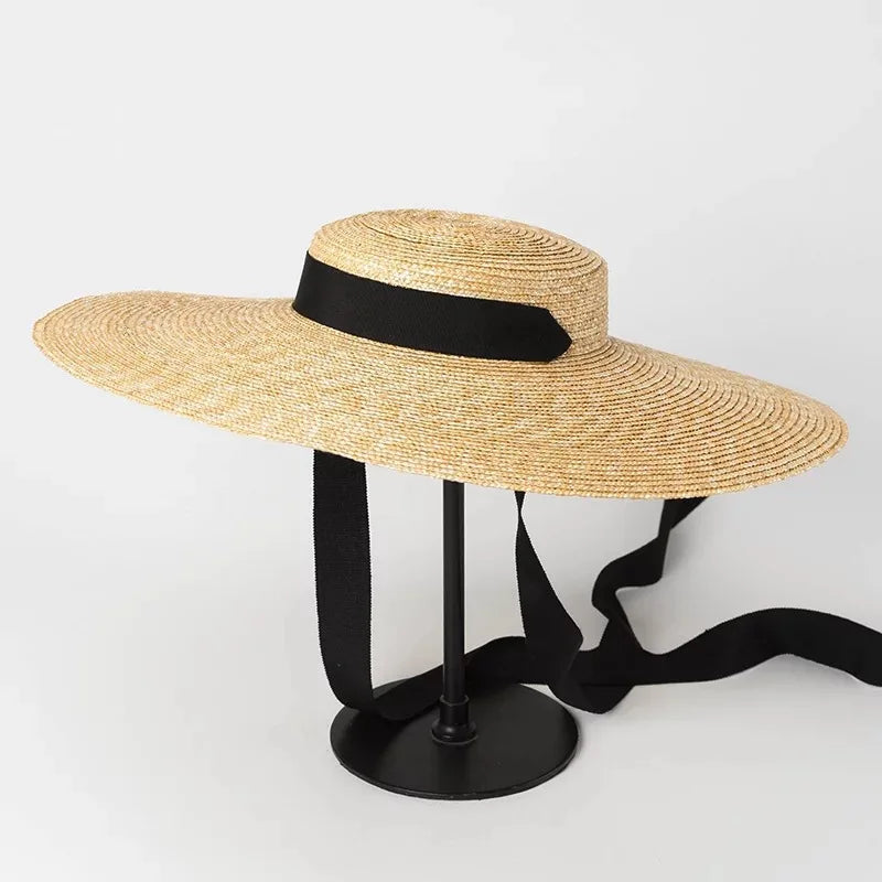 Vielseitiger Damen Bootfahrerhut, breitrandig, mit verstellbarem Band. Ideal für Urlaub, Meer & Pool.