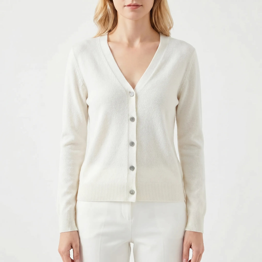 Perfekte Layering-Strickjacke für Damen, V-Ausschnitt, eleganter Feinstrick für vielseitige Looks.