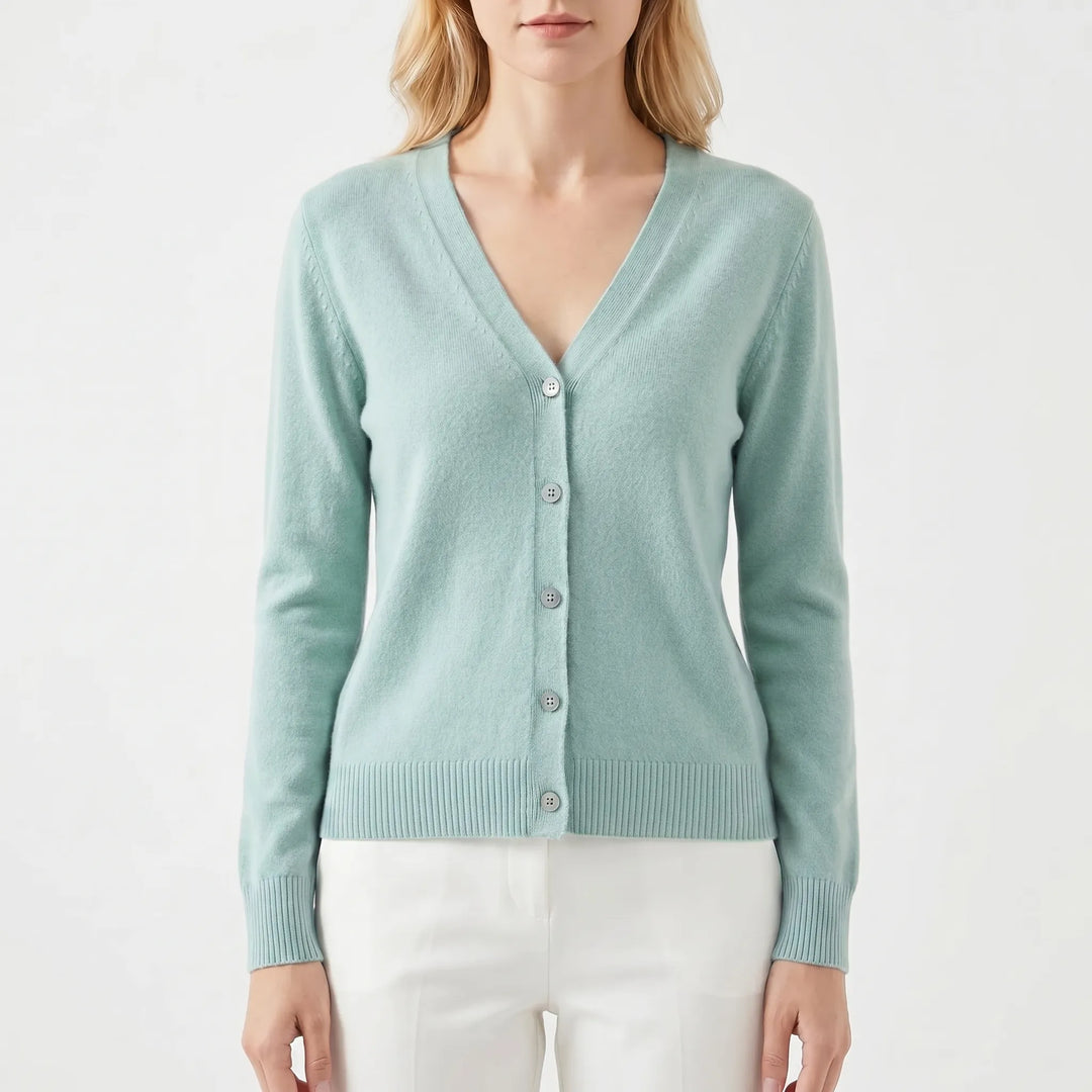 Damen V-Ausschnitt Strickjacke als Übergangsjacke, leichter Feinstrick, stilvoll und bequem.