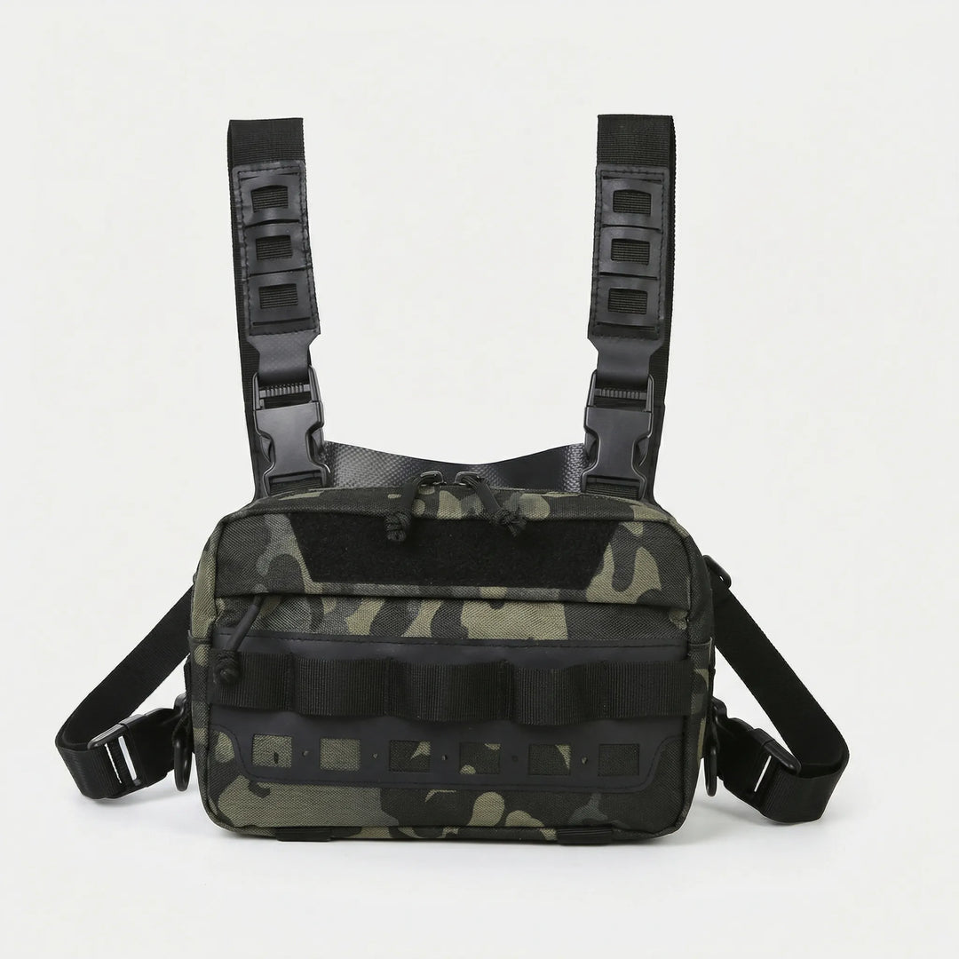 Sichere Brusttasche, eng am Körper, ideal für Wandern & Reisen, schützt Wertsachen.