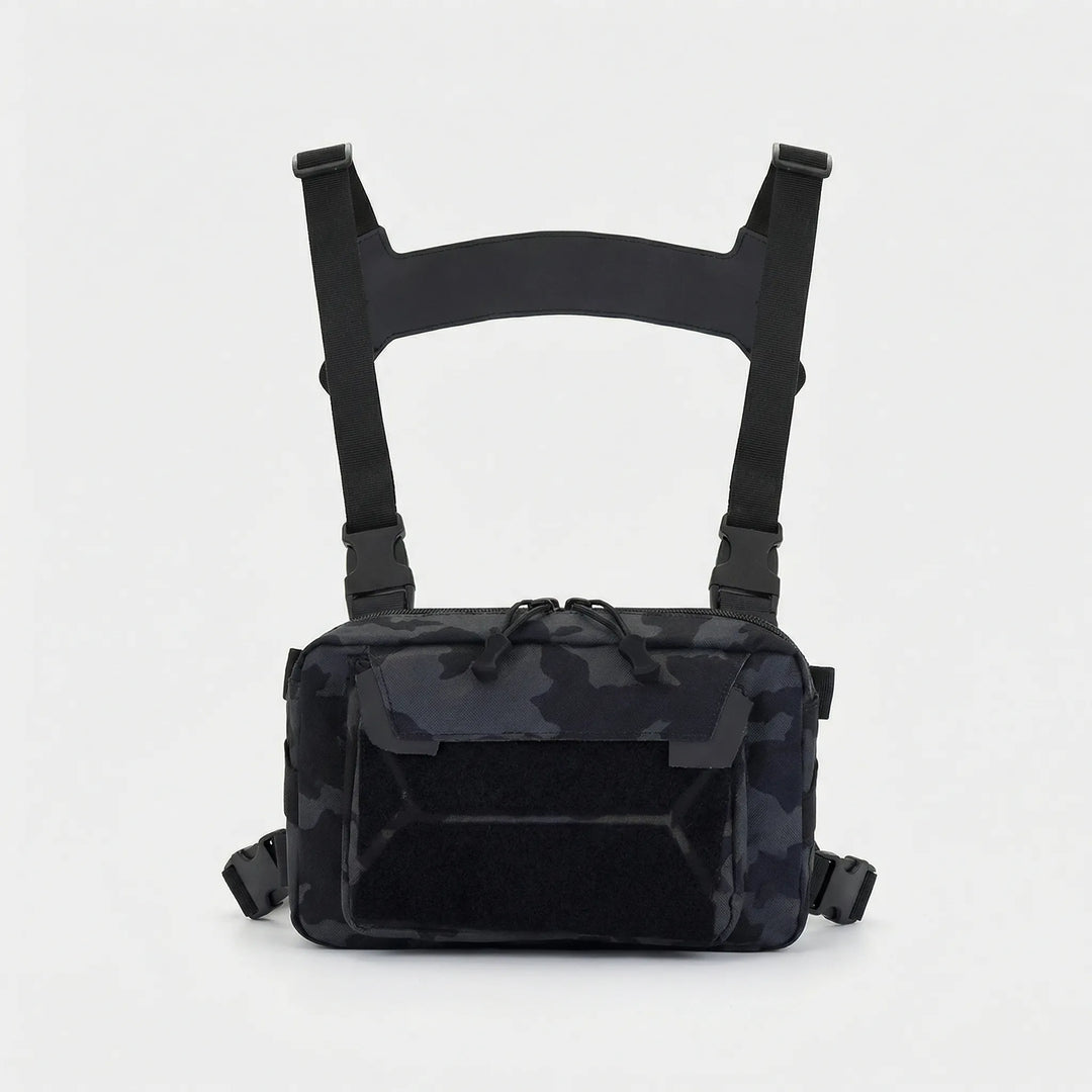 Urbane Brusttasche, kompakt & unisex, perfekt für den Alltag in der Stadt mit Schnellzugriff.