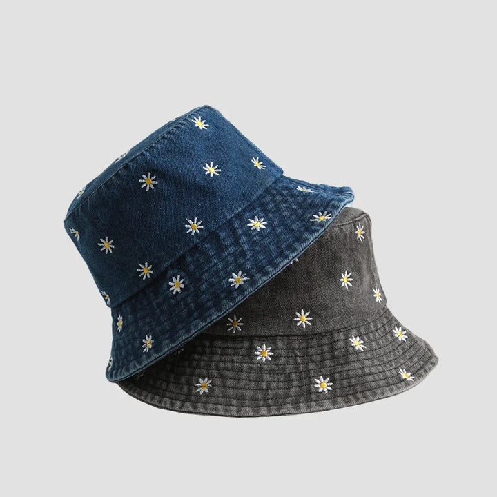 Fischerhut mit detaillierter Gänseblümchen-Stickerei, unisex, aus Baumwolle, schützt stilvoll vor Sonne.