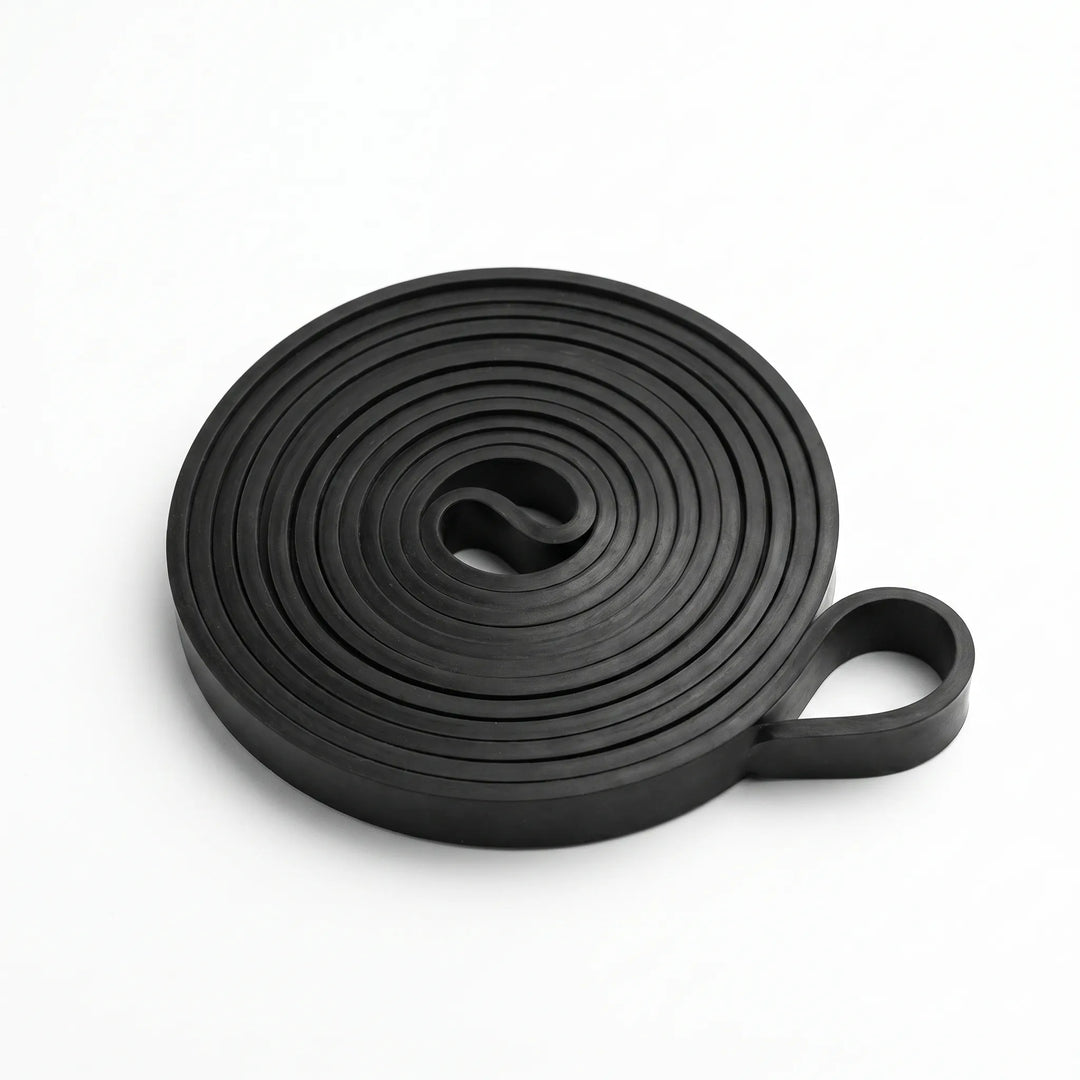 Kompaktes FlexLoop Widerstandsband, perfekt für Sportzubehör unterwegs und effektives Ganzkörper-Workout.