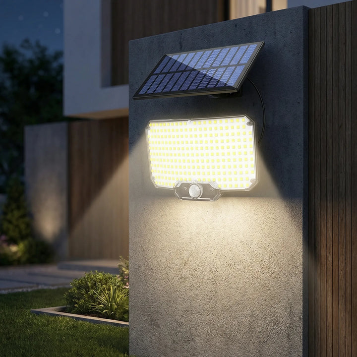 Heller Solar-Aussenstrahler mit Bewegungsmelder für Garten & Einfahrt. Kabellose, energieeffiziente Wandleuchte IP65.
