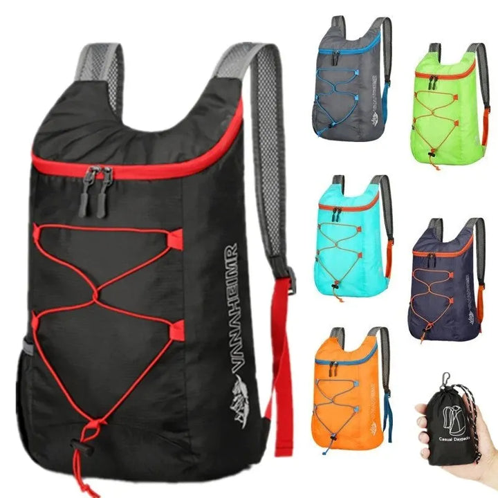 Wasserdichter, faltbarer Wanderrucksack mit Fronttasche. Leicht und ergonomisch geformt.