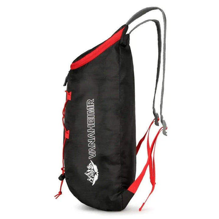 Wasserdichter Tagesrucksack, faltbar und extrem leicht. Ideal für Sport, Einkauf und Outdoor.