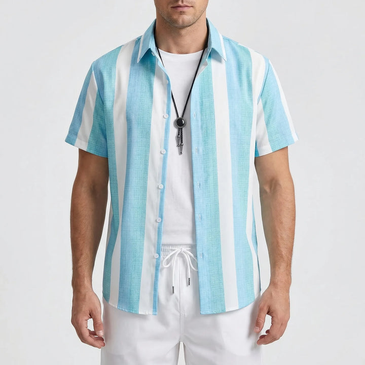 Entspannter Herren Zweiteiler für Strand & Pool. Havano Kurzarmhemd & Shorts für warme Tage.
