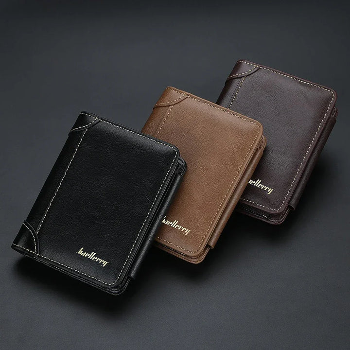 Innenansicht des Kartenetuis in einer RFID-Schutz-Brieftasche, zeigt die Organisation von bis zu 8 Karten.