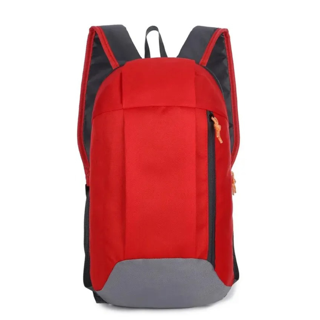 Gepolsterte, atmungsaktive Rückseite und Schultergurte des komfortablen Tagesrucksacks für langes Tragen.