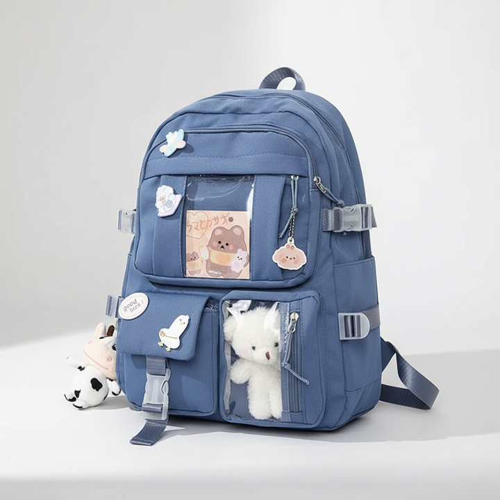 Vorderansicht des Preppy Schüler-Rucksacks, zeigt das klare Design und die Reißverschlüsse.
