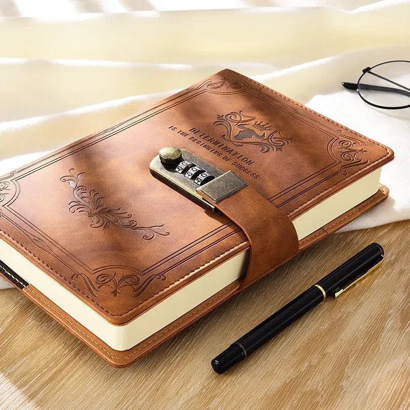 Hochwertiges A5 Notizbuch in Lederoptik mit Zahlenschloss, Hardcover Journal.