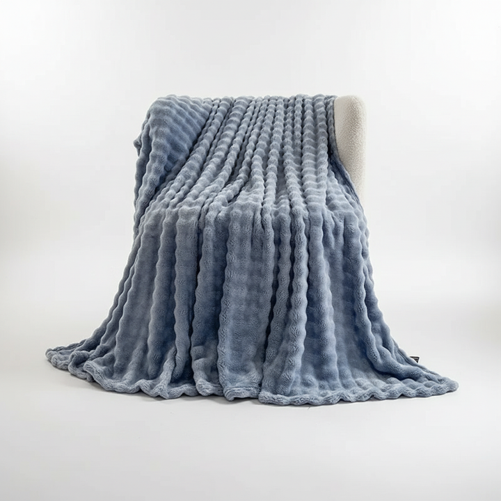 Warme Wohndecke: Flauschig weiche Wolldecke, ideal für kalte Abende. Ein Muss für Ihr Sofa.