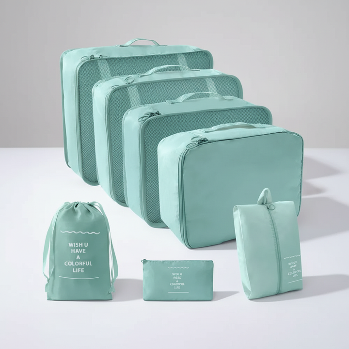 Verschiedene Größen der Packwürfel des Sets, ideal für flexible Reiseorganisation im Gepäck.