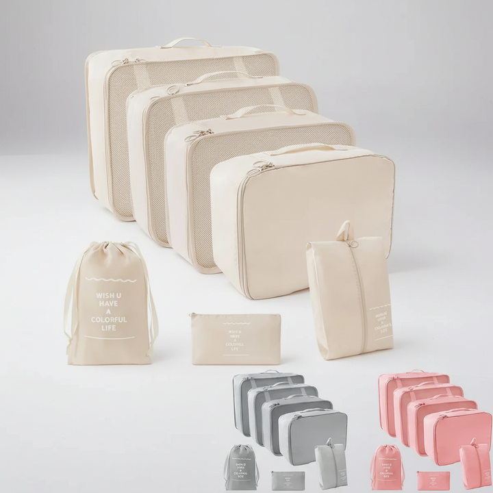 Das komplette 7-teilige Packwürfel-Set ausgebreitet. Perfekte Aufbewahrung für Koffer & Reiseorganisation.