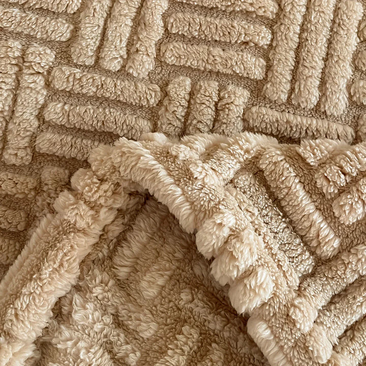 Edle Jacquard Wurfdecke, sehr weich und gemütlich. Ein stilvolles Wohnaccessoire für Komfort.