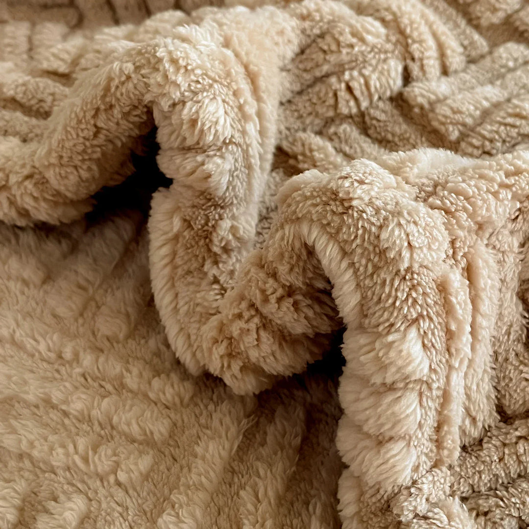 Praktische Jacquard Decke, weich und pflegeleicht. Ideal als gemütliche Kuschel- oder Sofadecke.