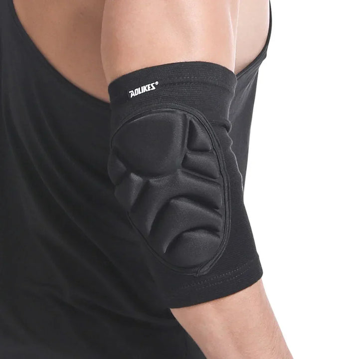 Aktiver Gelenkschutz: Unisex Schaumstoff-Ellbogenschoner für Sportler beim Skaten, Radfahren oder Volleyballtraining.