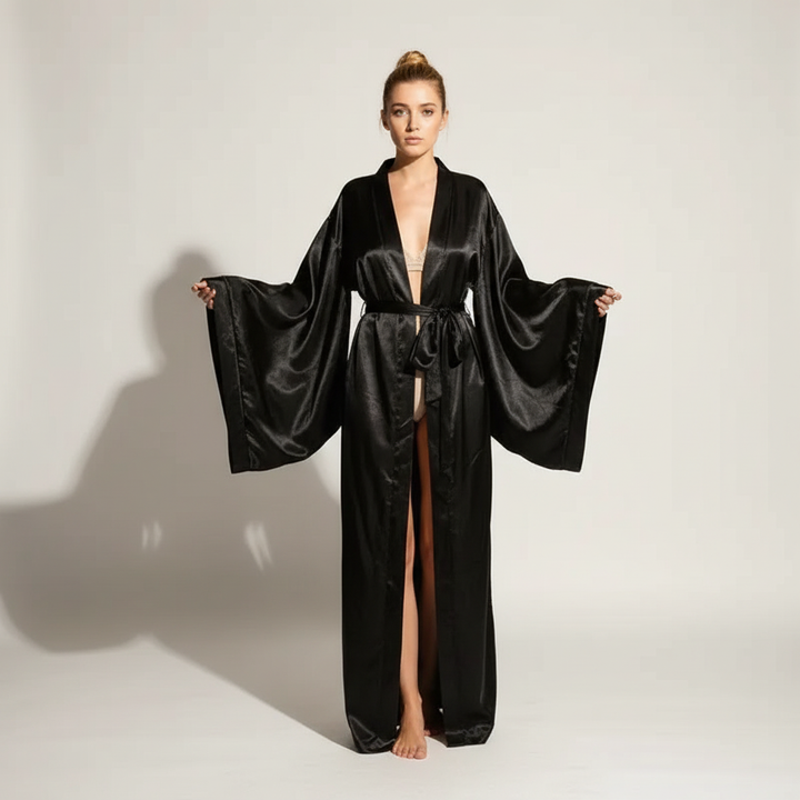 Weicher Damen-Bademantel aus Baumwolle, lang und elegant, perfekt als Morgenmantel oder Loungewear.