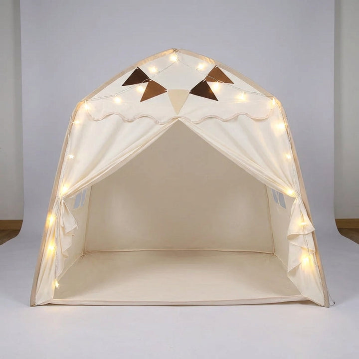 Beiges Kinderzelt für Kleinkind-Rollenspiele, ideal als Spielhaus oder Leseecke im Innenbereich.