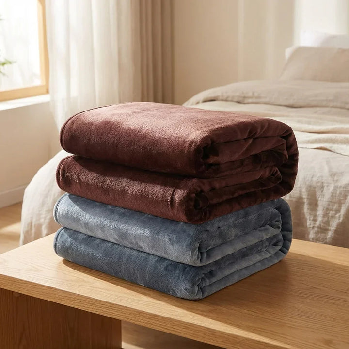 Ultraweiche Polyester Wurfdecke, leicht und gemütlich für Ihr Zuhause im Wohn- oder Schlafzimmer.