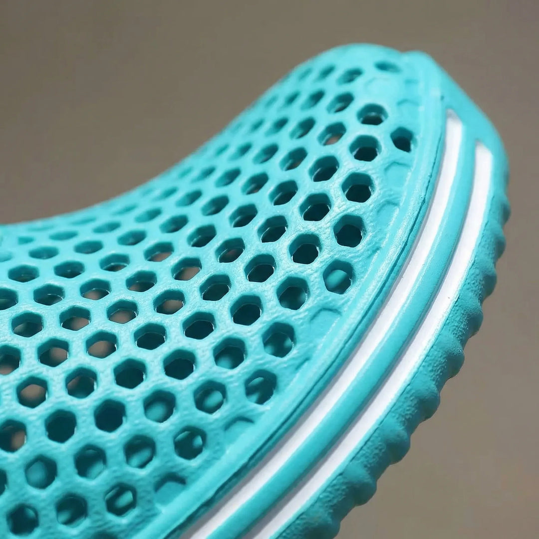 Stylisher Unisex Poolschuh, durchbrochen, Slip-On, schnelltrocknend, für den Sommer und Wassersport.