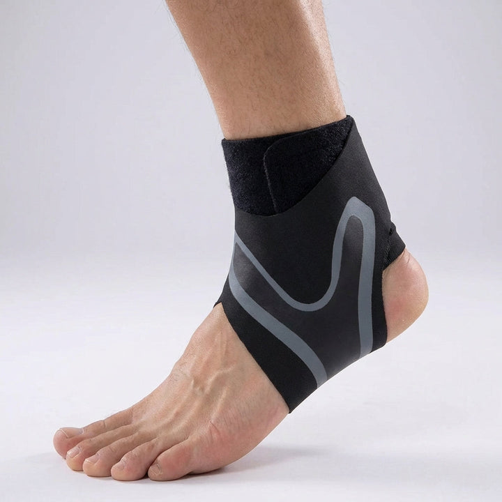Aktive Sport-Knöchelstütze mit Kompression zur Stabilisierung des Fußgelenks. Idealer Schutz bei Sport & Training.