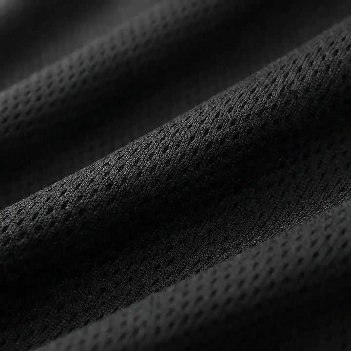 Vielseitiger Herren Sportset: Kurzarm-Shirt und Sporthosen für Training, Jogging & Entspannung.