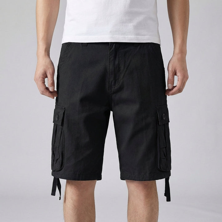 Bequeme Herren Cargo-Shorts, knielang, vielseitig für Freizeit & Alltag. Mit praktischen Seitentaschen.