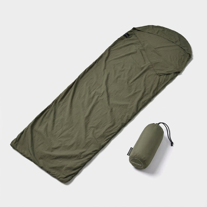 Vielseitiger Reiseschlafsack für Camping, Wandern & Hotels. Hygienisch, ultraleicht & platzsparend.