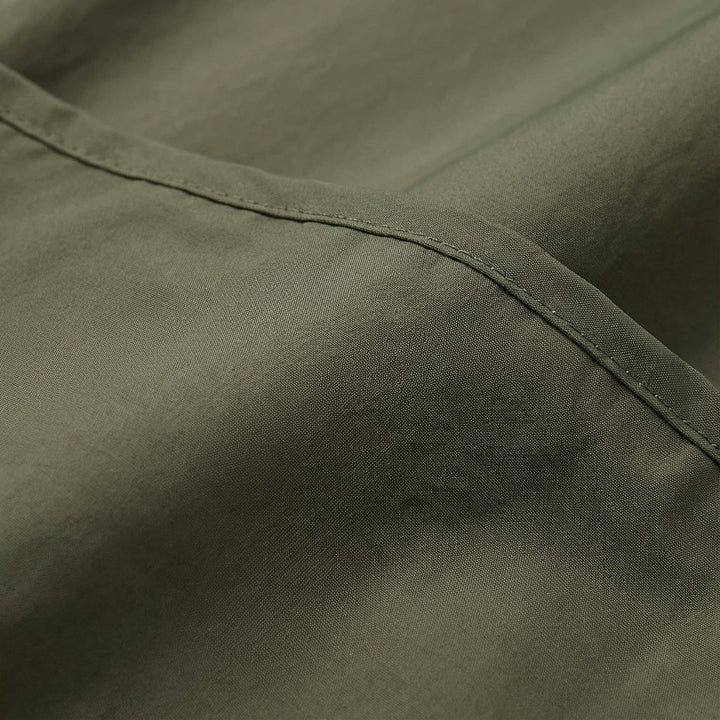Mumienförmiger Innenschlafsack aus Polyester. Perfekt als hygienische Schlafsackeinlage für Outdoor.