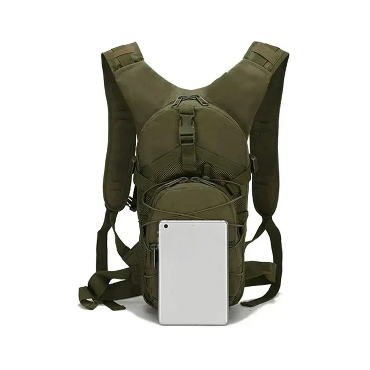 Modulärer Abenteuer-Rucksack mit praktischen Taschen für Organisation bei Wandern & Outdoor-Sport.