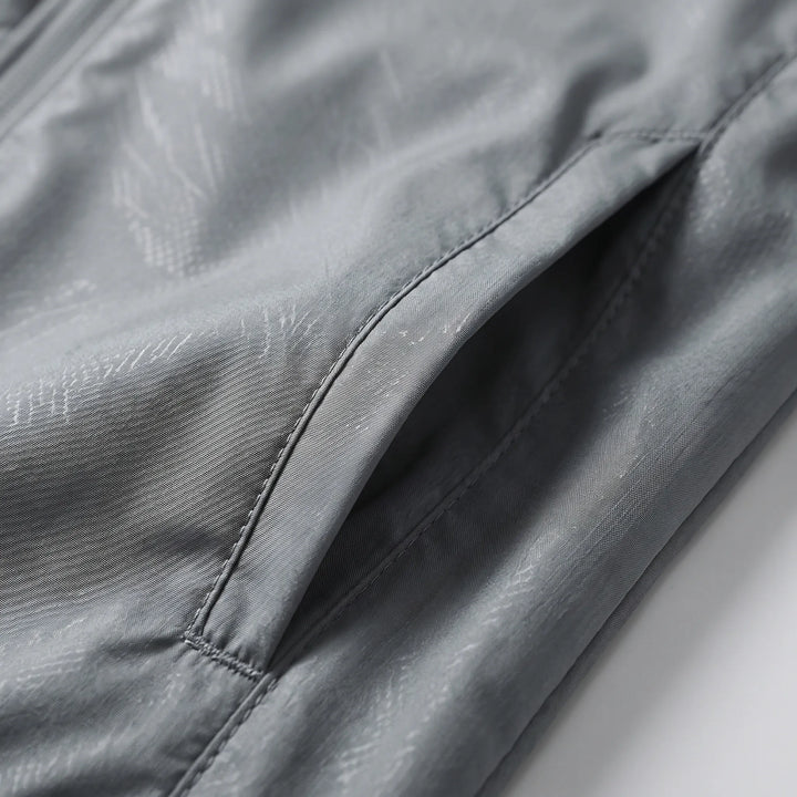 Leichte, atmungsaktive Unisex-Jacke, TrekLite Windbreaker, ideal für Sport und Freizeit draußen.