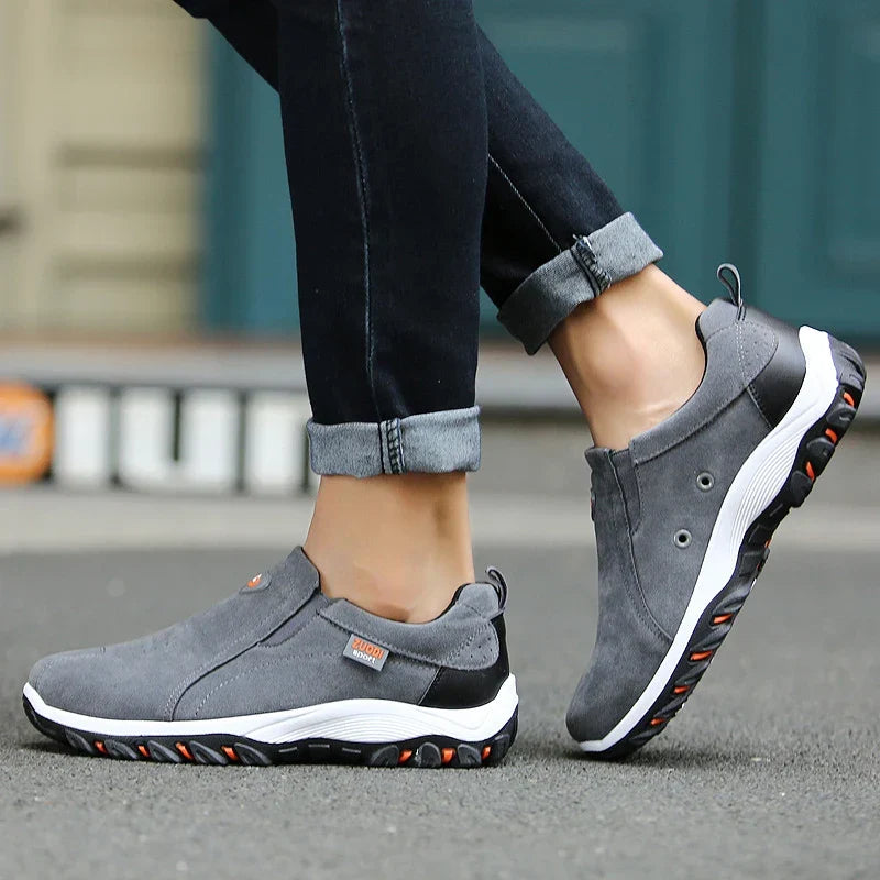 Moderner Damen Slip-On Freizeitsneaker, leicht & atmungsaktiv für den Sommer.