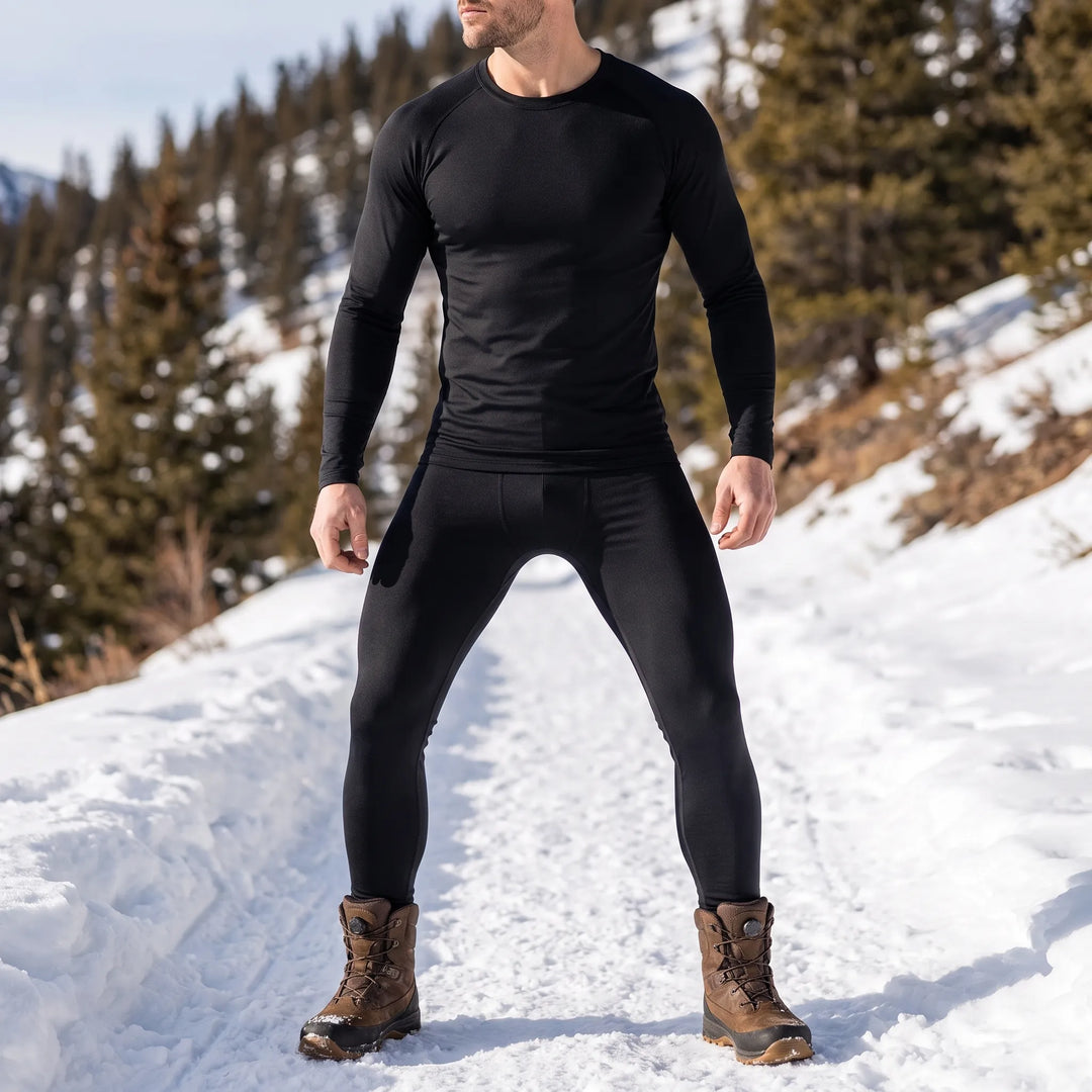 Herren Thermounterwäsche Set eng anliegend, wärmend bis -15°C. Ideale Funktionswäsche für Wintersport.